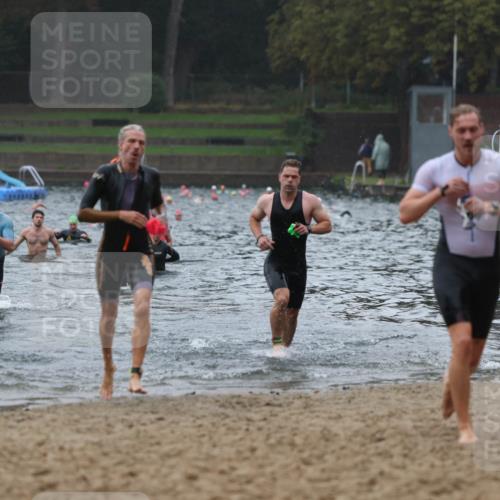 13.09.2026 - Stadtparktriathlon Mo-Foto http://msf.ph/oto/10246611 13.09.2026 12:51:21 Schwimmen 1386, 1392, 1407, 1426, 1427 meine-sportfotos.de