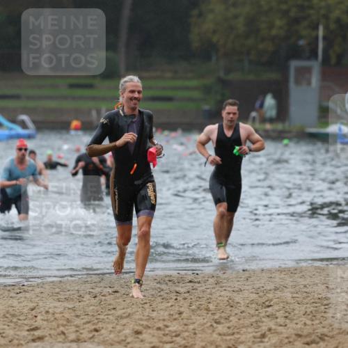 13.09.2026 - Stadtparktriathlon Mo-Foto http://msf.ph/oto/10246615 13.09.2026 12:51:22 Schwimmen 1386, 1392, 1407, 1426, 1427 meine-sportfotos.de
