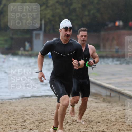 13.09.2026 - Stadtparktriathlon Mo-Foto http://msf.ph/oto/10246634 13.09.2026 12:51:26 Schwimmen 1310, 1369, 1386, 1389, 1392, 1407, 1426, 1427 meine-sportfotos.de