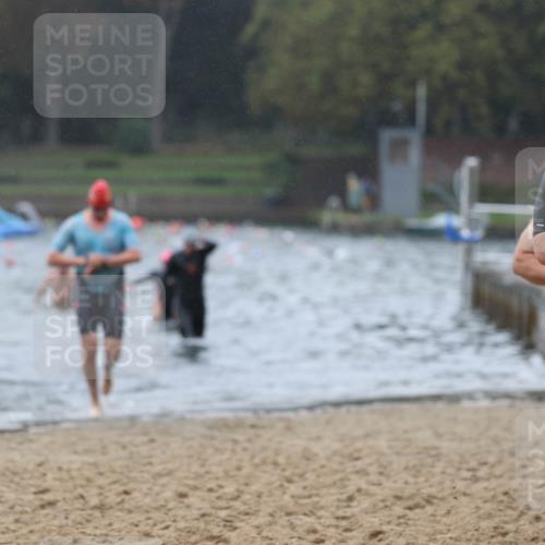 13.09.2026 - Stadtparktriathlon Mo-Foto http://msf.ph/oto/10246636 13.09.2026 12:51:26 Schwimmen 1310, 1369, 1386, 1389, 1392, 1407, 1426, 1427 meine-sportfotos.de
