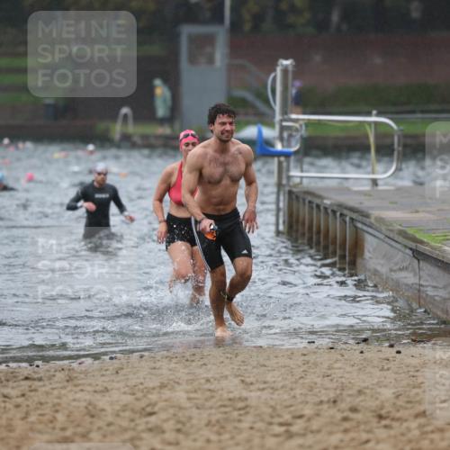 13.09.2026 - Stadtparktriathlon Mo-Foto http://msf.ph/oto/10246695 13.09.2026 12:51:37 Schwimmen 1310, 1346, 1369, 1374, 1377, 1383, 1389, 1409 meine-sportfotos.de