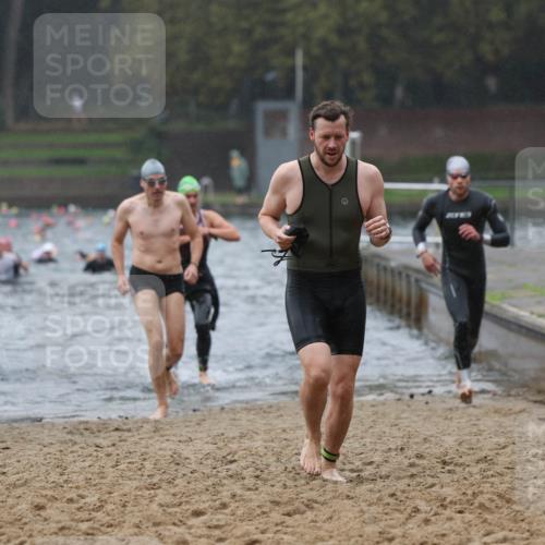 13.09.2026 - Stadtparktriathlon Mo-Foto http://msf.ph/oto/10246748 13.09.2026 12:51:46 Schwimmen 1338, 1346, 1374, 1377, 1383, 1409 meine-sportfotos.de