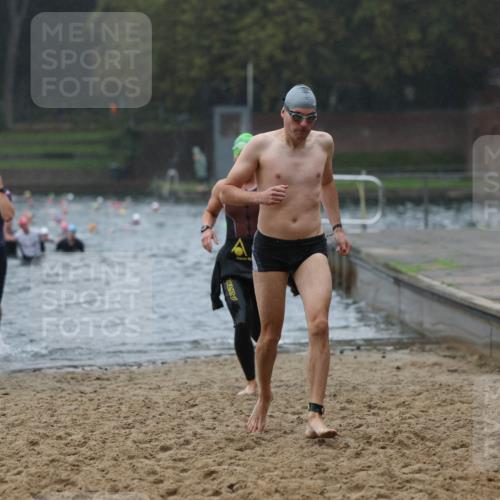 13.09.2026 - Stadtparktriathlon Mo-Foto http://msf.ph/oto/10246760 13.09.2026 12:51:48 Schwimmen 1338, 1374, 1377, 1383, 1409 meine-sportfotos.de
