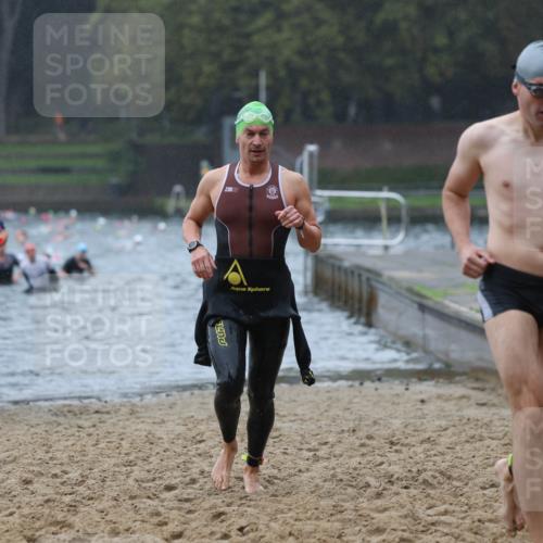 13.09.2026 - Stadtparktriathlon Mo-Foto http://msf.ph/oto/10246767 13.09.2026 12:51:50 Schwimmen 1338, 1374, 1377, 1383, 1409, 1420 meine-sportfotos.de