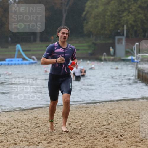 13.09.2026 - Stadtparktriathlon Mo-Foto http://msf.ph/oto/10246779 13.09.2026 12:51:51 Schwimmen 1338, 1374, 1377, 1383, 1409, 1420 meine-sportfotos.de