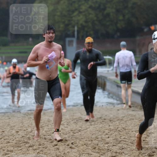 13.09.2026 - Stadtparktriathlon Mo-Foto http://msf.ph/oto/10246880 13.09.2026 12:52:19 Schwimmen 1312, 1319, 1322, 1324, 1339, 1357, 1358, 1378, 1397, 1404 meine-sportfotos.de