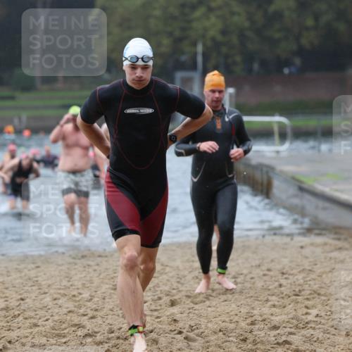 13.09.2026 - Stadtparktriathlon Mo-Foto http://msf.ph/oto/10246941 13.09.2026 12:52:31 Schwimmen 1322, 1323, 1324, 1333, 1339, 1340, 1343, 1350, 1357, 1362, 1379, 1385, 1397, 1418 meine-sportfotos.de