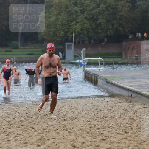 13.09.2026 - Stadtparktriathlon Mo-Foto http://msf.ph/oto/10247002 13.09.2026 12:52:44 Schwimmen 1323, 1334, 1343, 1344, 1367, 1401, 1406, 1412, 1418, 1428 meine-sportfotos.de