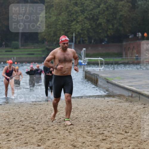 13.09.2026 - Stadtparktriathlon Mo-Foto http://msf.ph/oto/10247007 13.09.2026 12:52:45 Schwimmen 1323, 1334, 1343, 1344, 1367, 1391, 1401, 1406, 1412, 1418, 1428 meine-sportfotos.de