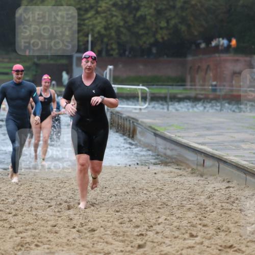 13.09.2026 - Stadtparktriathlon Mo-Foto http://msf.ph/oto/10247122 13.09.2026 12:53:17 Schwimmen 1317, 1329, 1330, 1359, 1363, 1370, 1411, 1422 meine-sportfotos.de