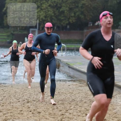 13.09.2026 - Stadtparktriathlon Mo-Foto http://msf.ph/oto/10247130 13.09.2026 12:53:19 Schwimmen 1317, 1329, 1330, 1359, 1363, 1370, 1411, 1422 meine-sportfotos.de