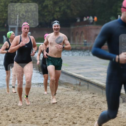13.09.2026 - Stadtparktriathlon Mo-Foto http://msf.ph/oto/10247136 13.09.2026 12:53:21 Schwimmen 1317, 1329, 1330, 1359, 1363, 1370, 1411 meine-sportfotos.de