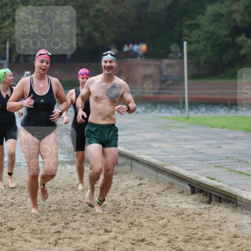 13.09.2026 - Stadtparktriathlon Mo-Foto http://msf.ph/oto/10247140 13.09.2026 12:53:21 Schwimmen 1317, 1329, 1330, 1359, 1363, 1370, 1411 meine-sportfotos.de