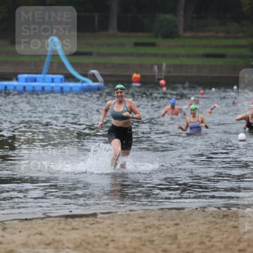 13.09.2026 - Stadtparktriathlon Mo-Foto http://msf.ph/oto/10247183 13.09.2026 12:53:31 Schwimmen 1351, 1356, 1370 meine-sportfotos.de