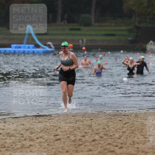 13.09.2026 - Stadtparktriathlon Mo-Foto http://msf.ph/oto/10247194 13.09.2026 12:53:33 Schwimmen 1351, 1356 meine-sportfotos.de