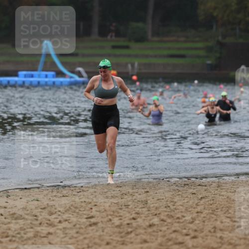 13.09.2026 - Stadtparktriathlon Mo-Foto http://msf.ph/oto/10247195 13.09.2026 12:53:33 Schwimmen 1351, 1356 meine-sportfotos.de