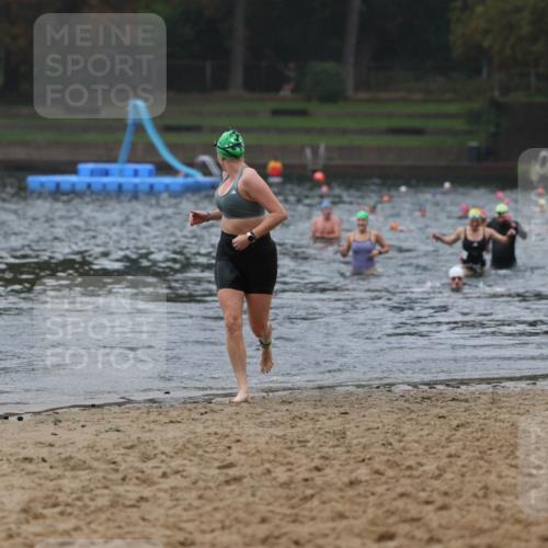 13.09.2026 - Stadtparktriathlon Mo-Foto http://msf.ph/oto/10247196 13.09.2026 12:53:34 Schwimmen 1351, 1356 meine-sportfotos.de
