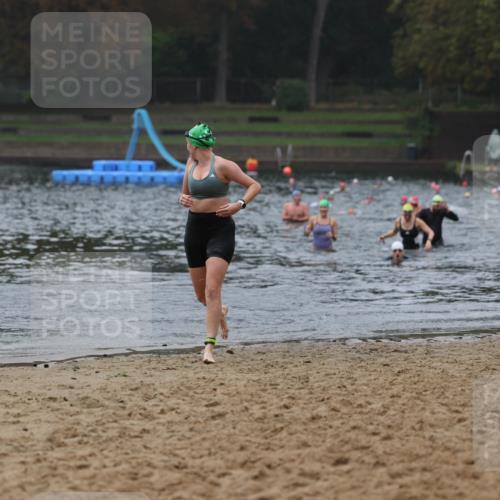 13.09.2026 - Stadtparktriathlon Mo-Foto http://msf.ph/oto/10247199 13.09.2026 12:53:34 Schwimmen 1351, 1356 meine-sportfotos.de