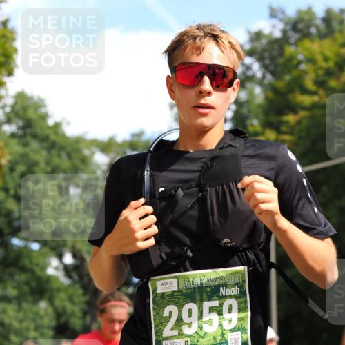 13.09.2026 - 21. swb-Marathon Bremen TobiasT http://msf.ph/oto/10247437 13.09.2026 12:06:26 Laufen 04, 1904, 2959, 9021, 21, 26 meine-sportfotos.de