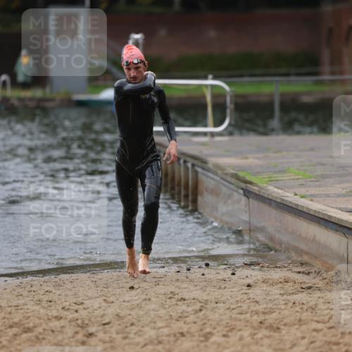 13.09.2026 - Stadtparktriathlon Mo-Foto http://msf.ph/oto/10247553 13.09.2026 13:07:54 Schwimmen 1465 meine-sportfotos.de