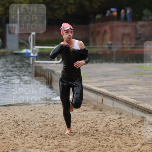 13.09.2026 - Stadtparktriathlon Mo-Foto http://msf.ph/oto/10247561 13.09.2026 13:07:56 Schwimmen 1465 meine-sportfotos.de