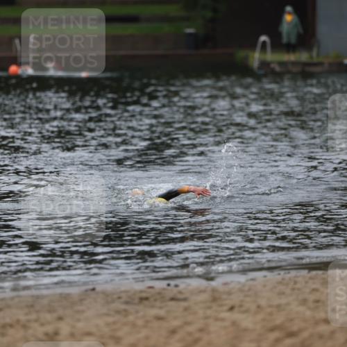 13.09.2026 - Stadtparktriathlon Mo-Foto http://msf.ph/oto/10247576 13.09.2026 13:08:17 Schwimmen 1431 meine-sportfotos.de