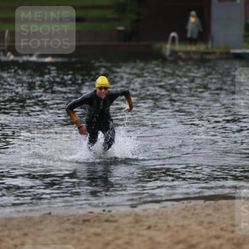 13.09.2026 - Stadtparktriathlon Mo-Foto http://msf.ph/oto/10247584 13.09.2026 13:08:19 Schwimmen 1431 meine-sportfotos.de