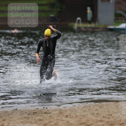 13.09.2026 - Stadtparktriathlon Mo-Foto http://msf.ph/oto/10247587 13.09.2026 13:08:20 Schwimmen 1431 meine-sportfotos.de