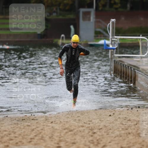 13.09.2026 - Stadtparktriathlon Mo-Foto http://msf.ph/oto/10247599 13.09.2026 13:08:22 Schwimmen 1431 meine-sportfotos.de