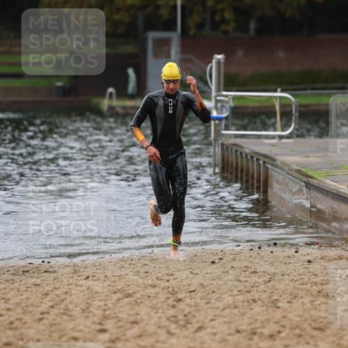 13.09.2026 - Stadtparktriathlon Mo-Foto http://msf.ph/oto/10247602 13.09.2026 13:08:22 Schwimmen 1431 meine-sportfotos.de