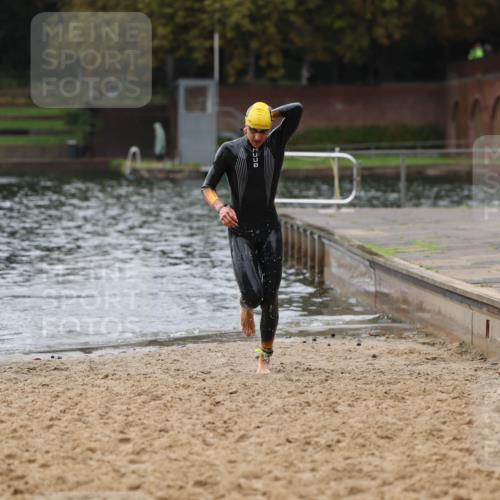 13.09.2026 - Stadtparktriathlon Mo-Foto http://msf.ph/oto/10247607 13.09.2026 13:08:23 Schwimmen 1431 meine-sportfotos.de