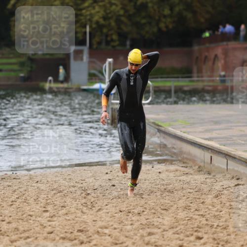 13.09.2026 - Stadtparktriathlon Mo-Foto http://msf.ph/oto/10247610 13.09.2026 13:08:24 Schwimmen 1431 meine-sportfotos.de