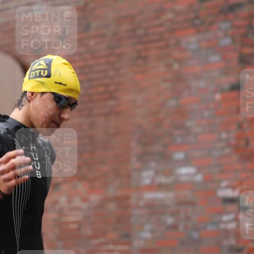 13.09.2026 - Stadtparktriathlon Mo-Foto http://msf.ph/oto/10247630 13.09.2026 13:08:27 Schwimmen 1431 meine-sportfotos.de