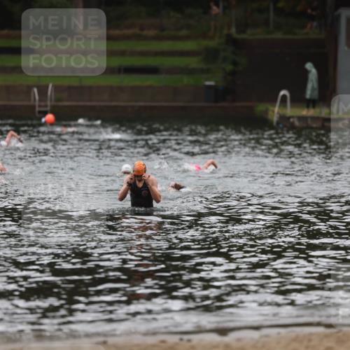 13.09.2026 - Stadtparktriathlon Mo-Foto http://msf.ph/oto/10247639 13.09.2026 13:09:26 Schwimmen 1473 meine-sportfotos.de