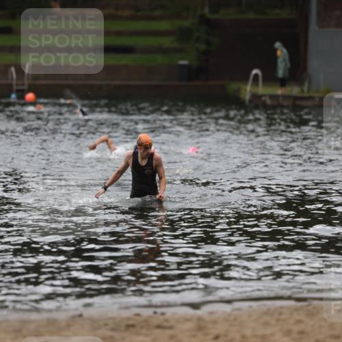 13.09.2026 - Stadtparktriathlon Mo-Foto http://msf.ph/oto/10247653 13.09.2026 13:09:29 Schwimmen 1473 meine-sportfotos.de