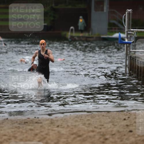 13.09.2026 - Stadtparktriathlon Mo-Foto http://msf.ph/oto/10247671 13.09.2026 13:09:33 Schwimmen 1460, 1473 meine-sportfotos.de