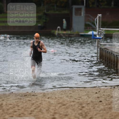 13.09.2026 - Stadtparktriathlon Mo-Foto http://msf.ph/oto/10247681 13.09.2026 13:09:35 Schwimmen 1460, 1473 meine-sportfotos.de