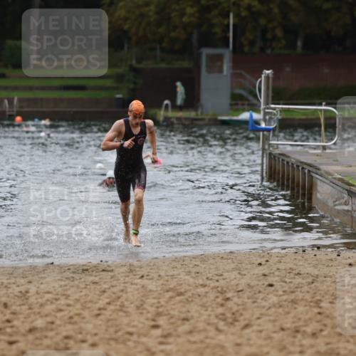 13.09.2026 - Stadtparktriathlon Mo-Foto http://msf.ph/oto/10247687 13.09.2026 13:09:36 Schwimmen 1460, 1461, 1473 meine-sportfotos.de