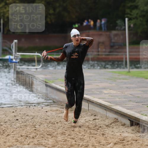 13.09.2026 - Stadtparktriathlon Mo-Foto http://msf.ph/oto/10247742 13.09.2026 13:09:46 Schwimmen 1435, 1437, 1453, 1460, 1461, 1464 meine-sportfotos.de
