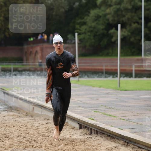 13.09.2026 - Stadtparktriathlon Mo-Foto http://msf.ph/oto/10247745 13.09.2026 13:09:46 Schwimmen 1435, 1437, 1453, 1460, 1461, 1464 meine-sportfotos.de