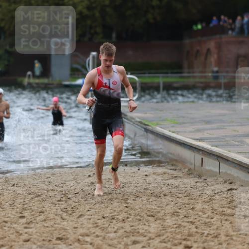 13.09.2026 - Stadtparktriathlon Mo-Foto http://msf.ph/oto/10247758 13.09.2026 13:09:49 Schwimmen 1435, 1437, 1453, 1460, 1461, 1464 meine-sportfotos.de