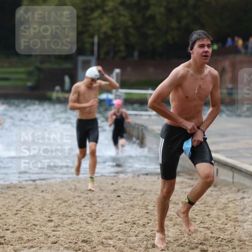 13.09.2026 - Stadtparktriathlon Mo-Foto http://msf.ph/oto/10247778 13.09.2026 13:09:53 Schwimmen 1435, 1437, 1453, 1461, 1464 meine-sportfotos.de