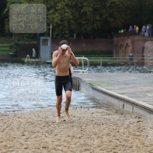13.09.2026 - Stadtparktriathlon Mo-Foto http://msf.ph/oto/10247781 13.09.2026 13:09:53 Schwimmen 1435, 1437, 1453, 1461, 1464 meine-sportfotos.de