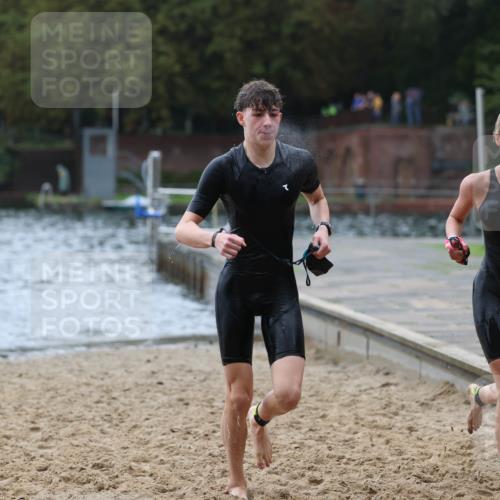 13.09.2026 - Stadtparktriathlon Mo-Foto http://msf.ph/oto/10247808 13.09.2026 13:09:58 Schwimmen 1435, 1437, 1464 meine-sportfotos.de