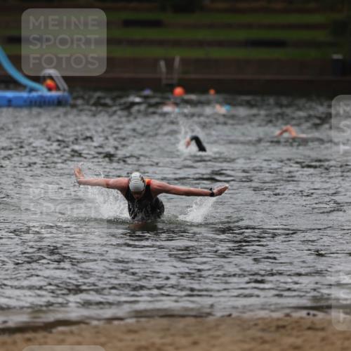 13.09.2026 - Stadtparktriathlon Mo-Foto http://msf.ph/oto/10247818 13.09.2026 13:10:08 Schwimmen 1466 meine-sportfotos.de