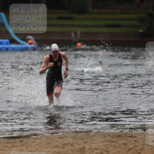 13.09.2026 - Stadtparktriathlon Mo-Foto http://msf.ph/oto/10247833 13.09.2026 13:10:11 Schwimmen 1466 meine-sportfotos.de