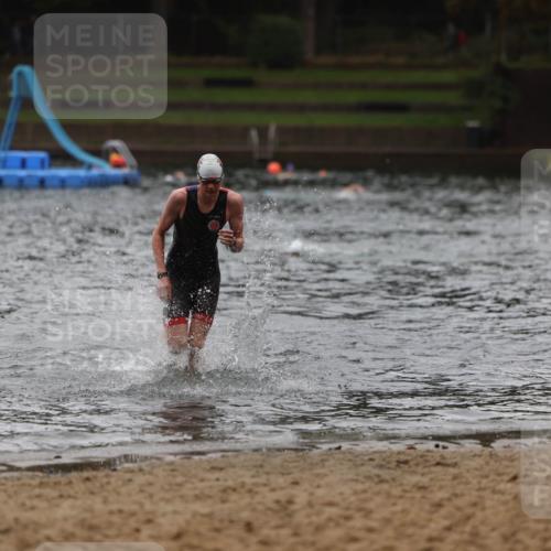 13.09.2026 - Stadtparktriathlon Mo-Foto http://msf.ph/oto/10247835 13.09.2026 13:10:11 Schwimmen 1466 meine-sportfotos.de