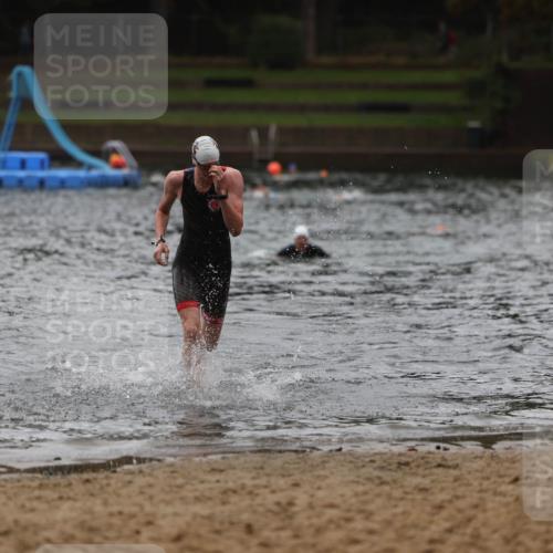13.09.2026 - Stadtparktriathlon Mo-Foto http://msf.ph/oto/10247836 13.09.2026 13:10:11 Schwimmen 1466 meine-sportfotos.de