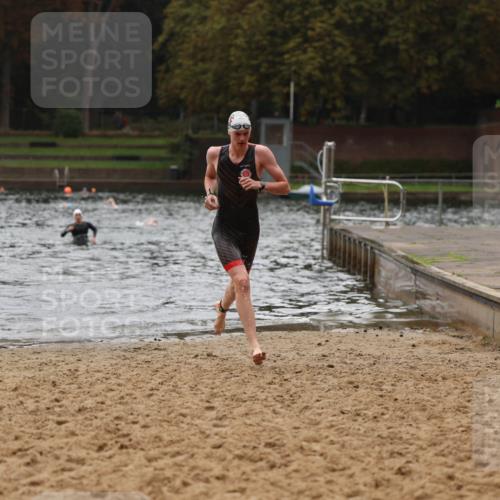 13.09.2026 - Stadtparktriathlon Mo-Foto http://msf.ph/oto/10247848 13.09.2026 13:10:14 Schwimmen 1466 meine-sportfotos.de