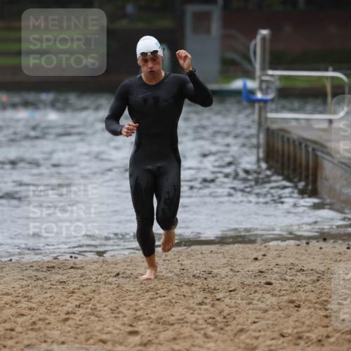 13.09.2026 - Stadtparktriathlon Mo-Foto http://msf.ph/oto/10247892 13.09.2026 13:10:29 Schwimmen 1476 meine-sportfotos.de